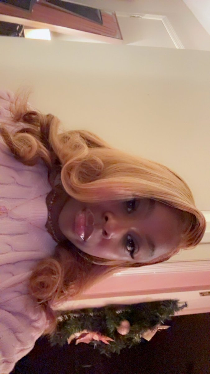 allyloovvee's tweet image. Happy Birthday to me ! #Chapter30