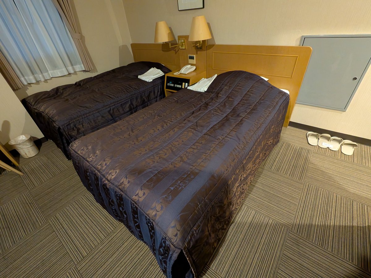 もぐじ tweet media