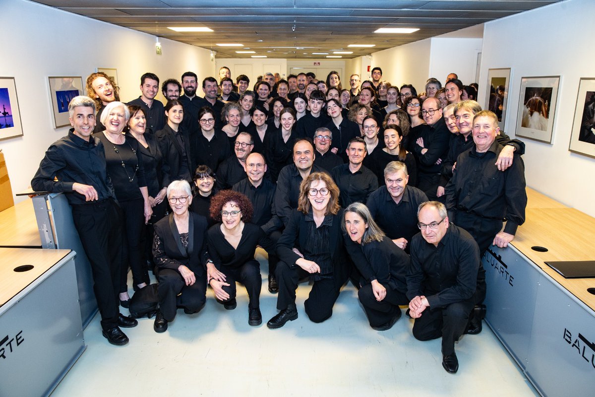 euskadiorkestra's tweet photo. La 2ª edición de “Abestu Euskadiko Orkestrarekin" se estrenó ayer en @baluarte. Emoción, nervios, magia y mucha felicidad.  Hoy en @Euskalduna_eus. 19.30.  Vivaldi: “Gloria” / Sorozabal: “Euskalerria” / Bizet: “Carmen”
@CoroEaso #MikelCañada @riccardofrizza https://t.co/uv1PabioAf