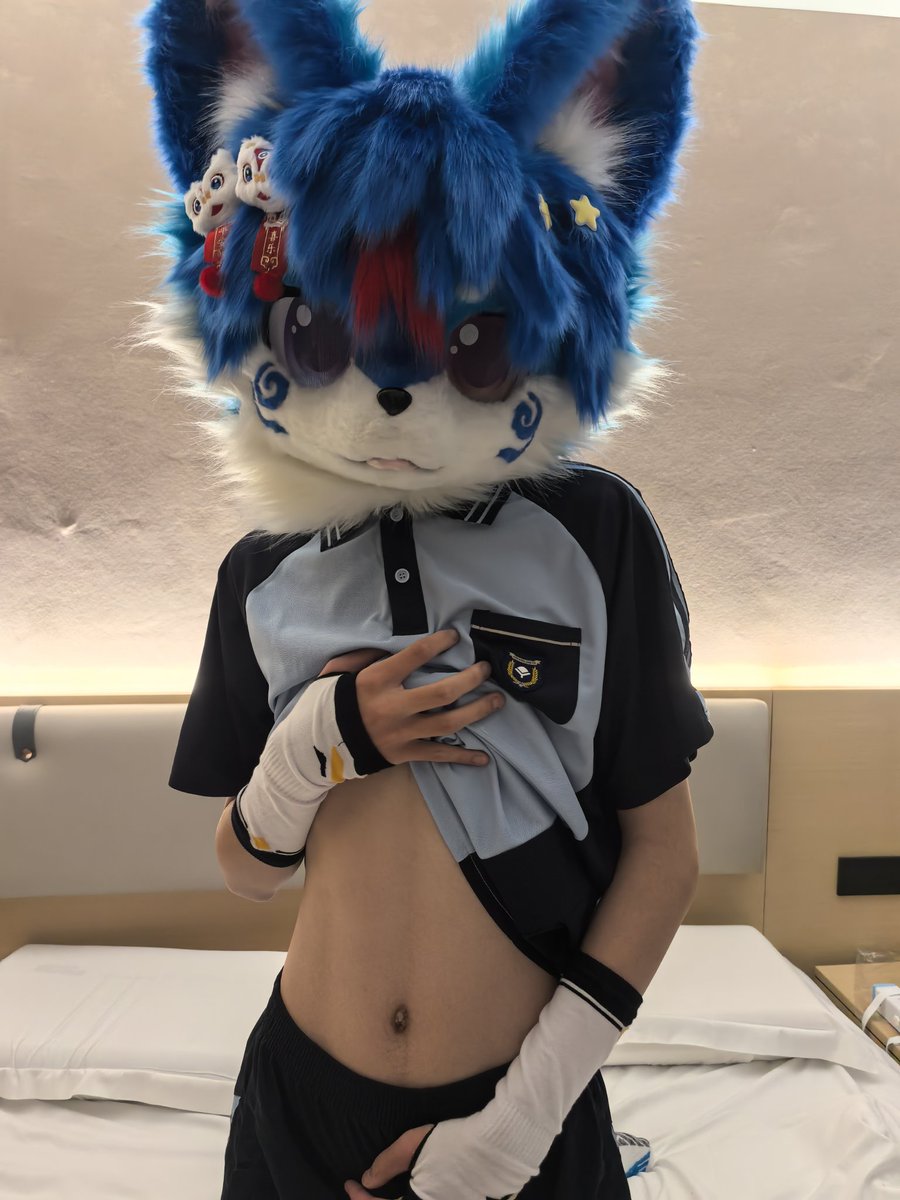 weiwei末 tweet media