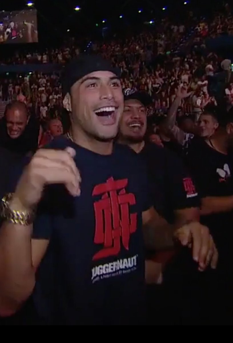 AJsoro99's tweet photo. I was watching Mark Hunt vs Frank Mir on fight pass and spotted a young Carlos Ulberg in the crowd (I think it is) @UlbergCarlos #UFC327 #UFC https://t.co/204ifNHKjV