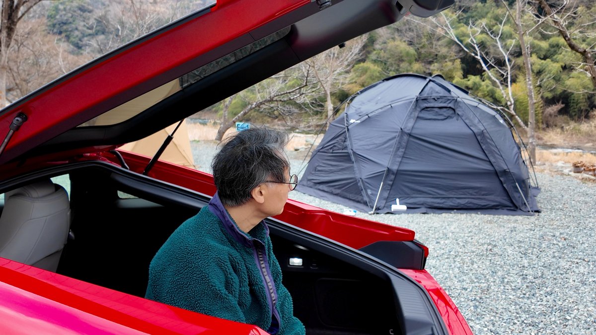uno_satoru's tweet photo. 新型プレリュードでキャンプ。意外に荷室広くて普通にキャンプする道具が一式積めました。2人までOK。 https://t.co/3XRvKLBm4Y