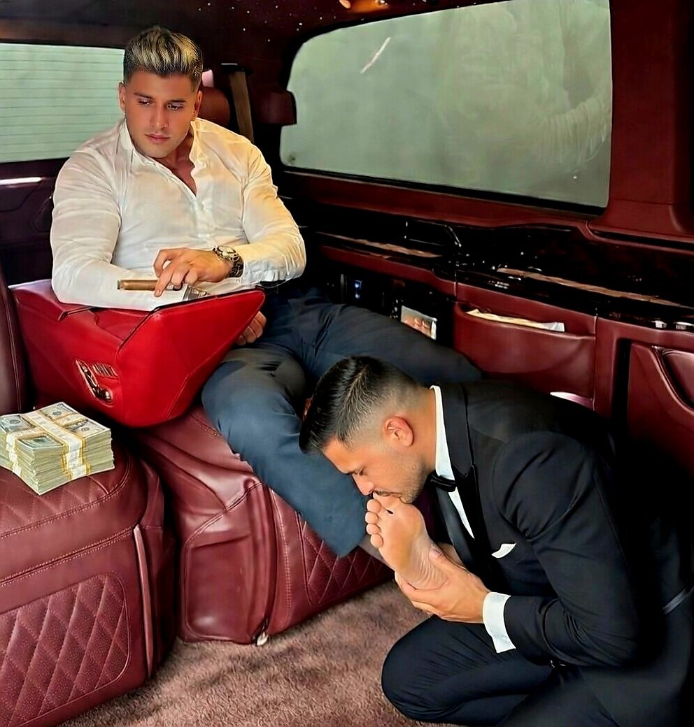 KIN👑G.R€€D💰 tweet media