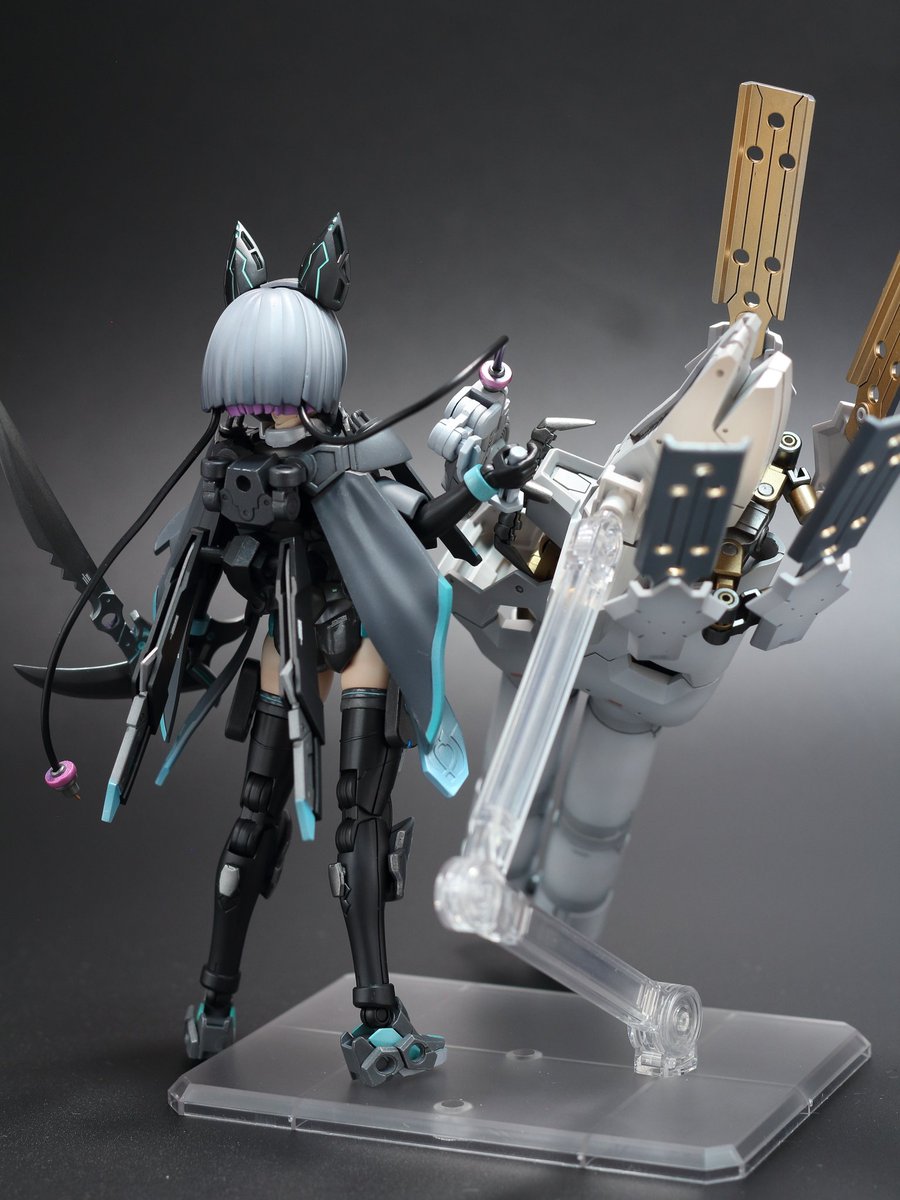 ルーシェ tweet media