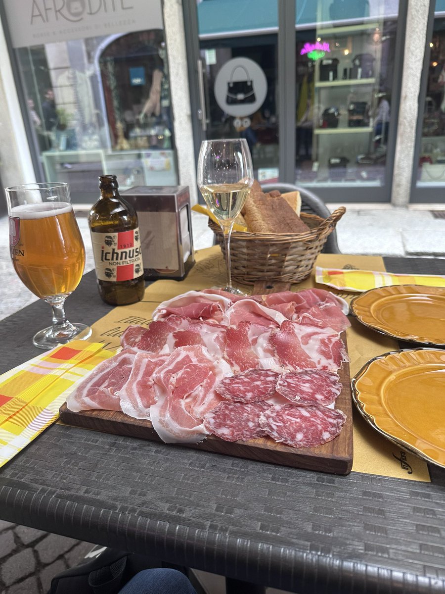 Simmo 🦊 tweet media