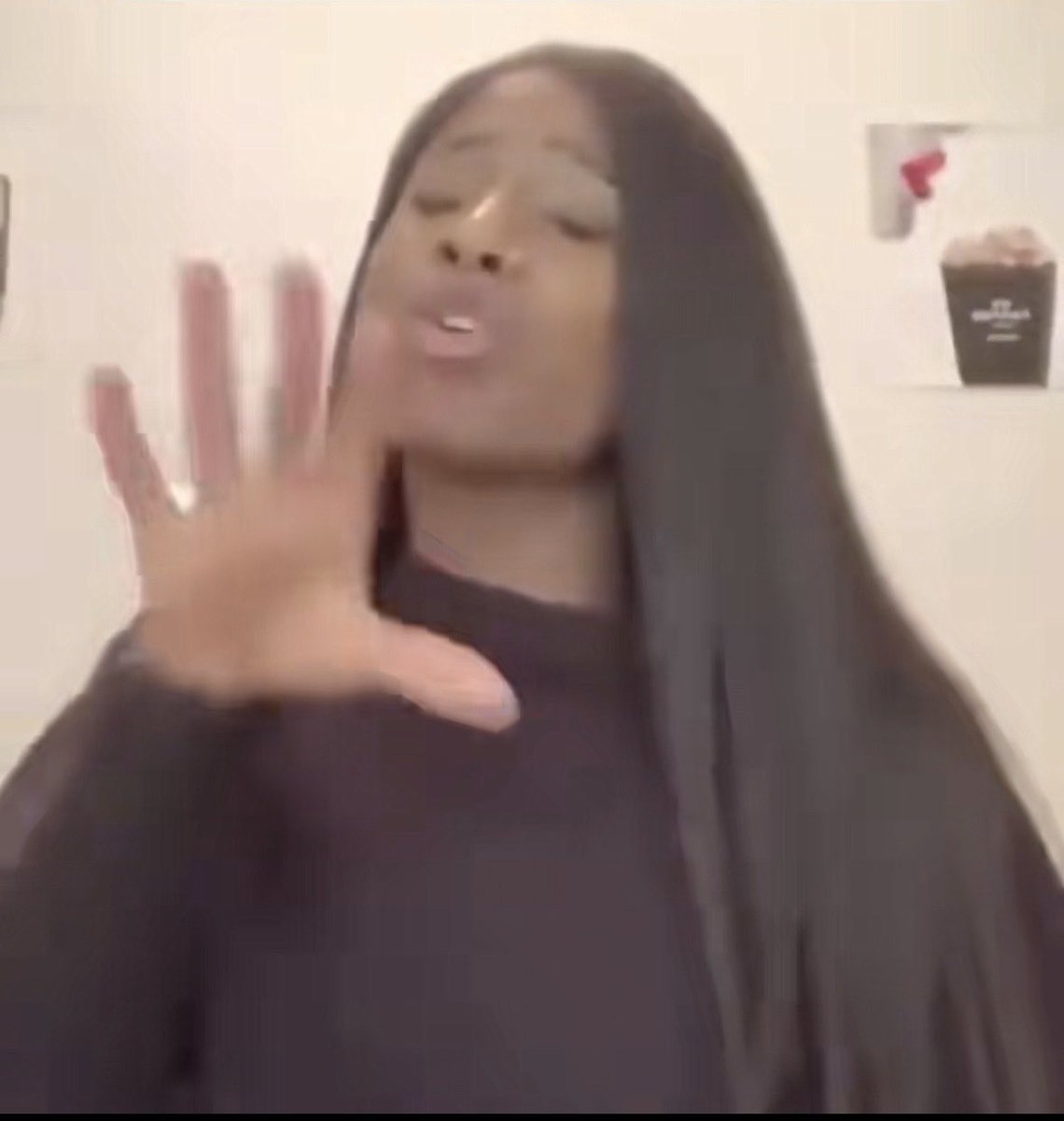 serotoninine tweet media