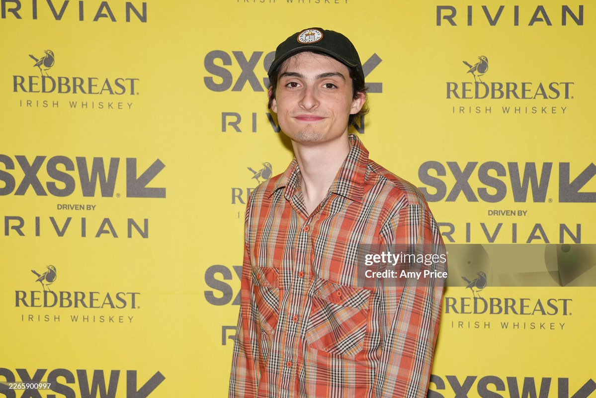 Finn Wolfhard Updates tweet media