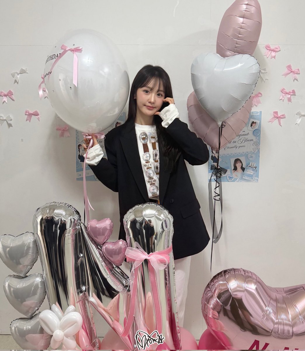 Happy belated birthday for me 💗🩷

#WOOAH #우아 #NANA #나나