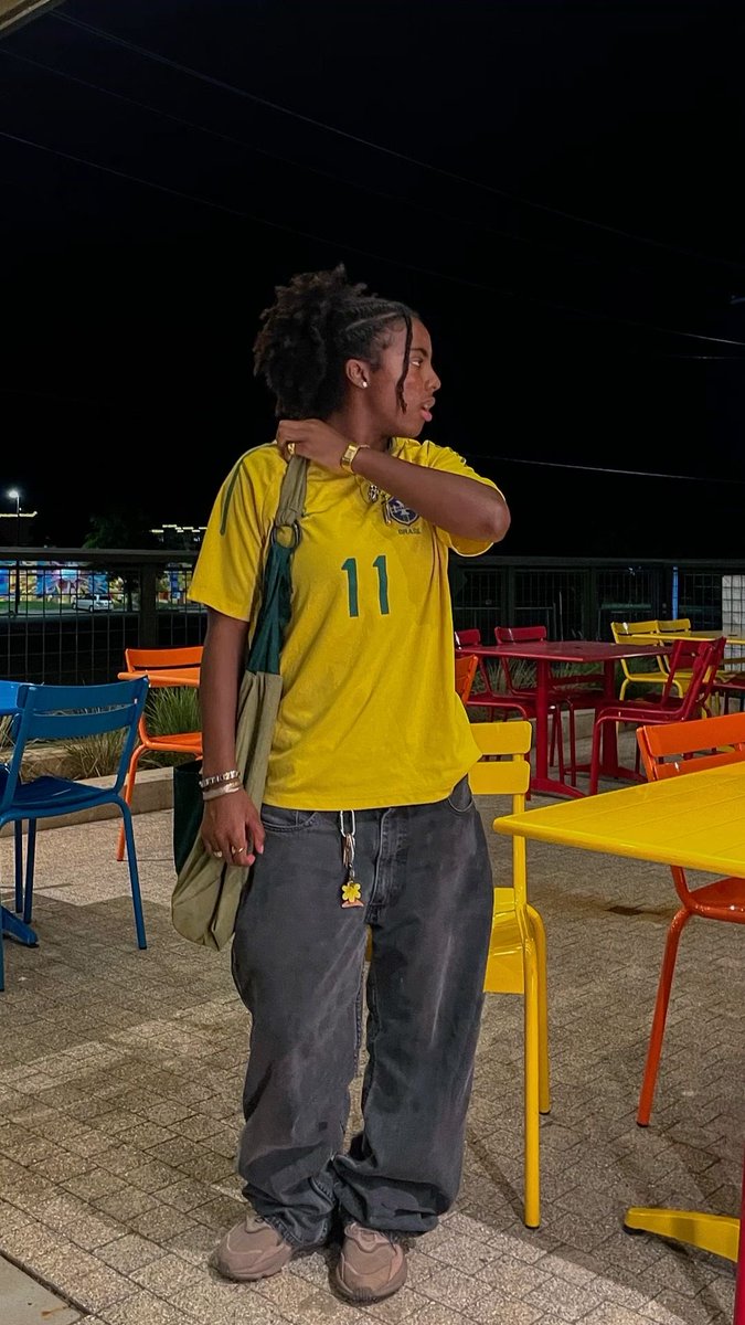 zwxora's tweet image. feel like this looks bad but bsf said to post anyway ! 🫩😋 #traditionalart #reference