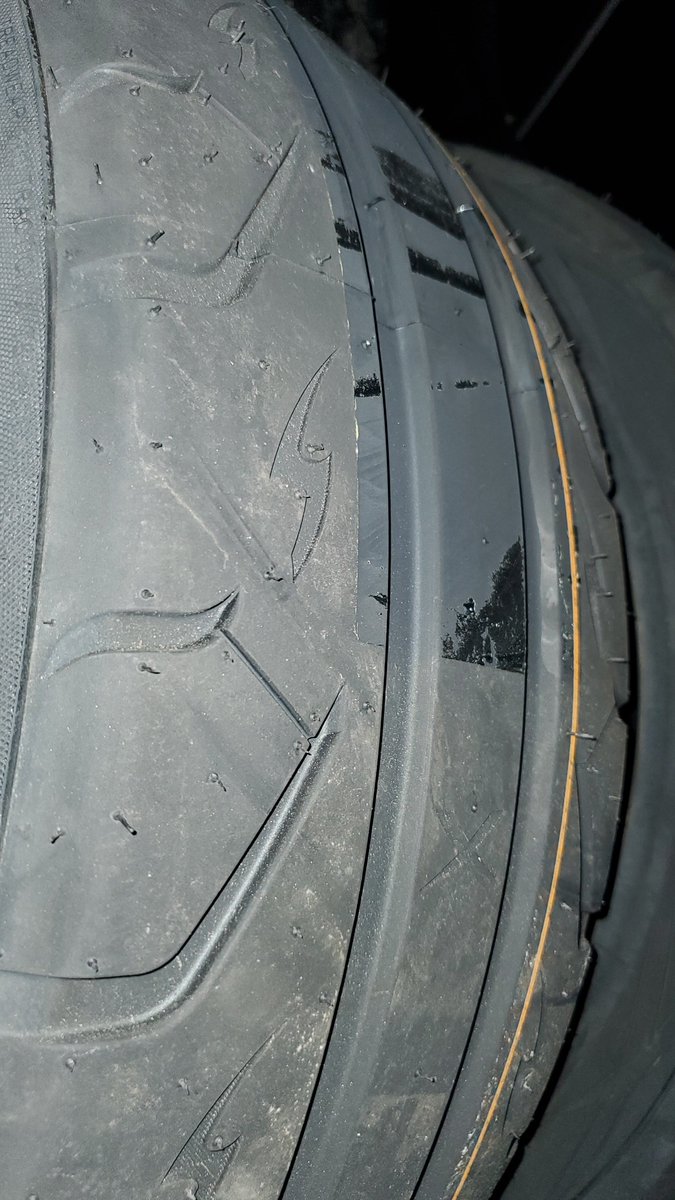 一応トレッドウェア280って書いてある