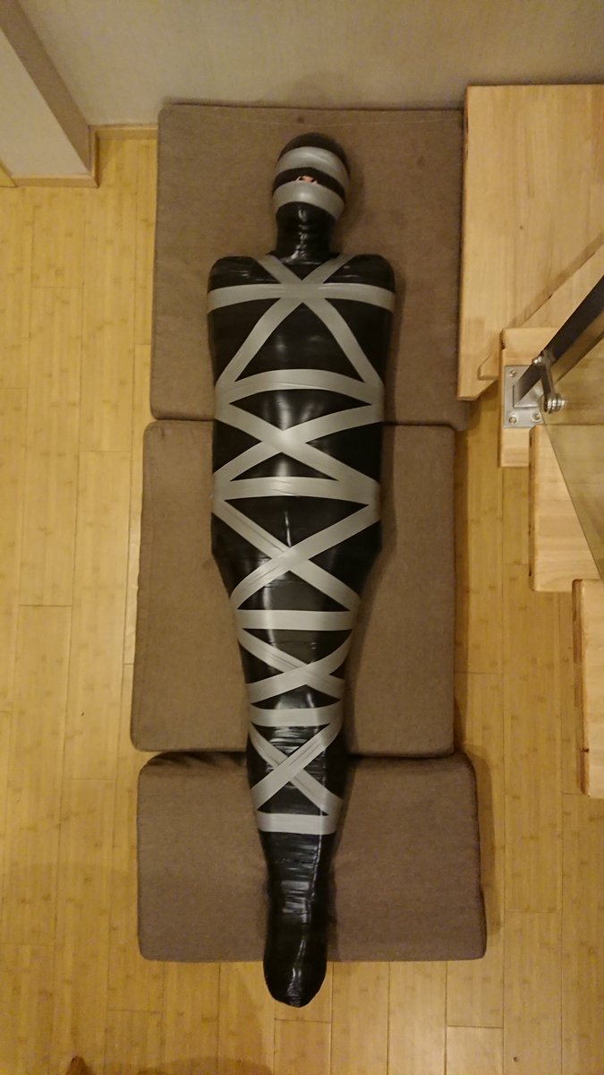 小灰狼芬里尔 tweet media