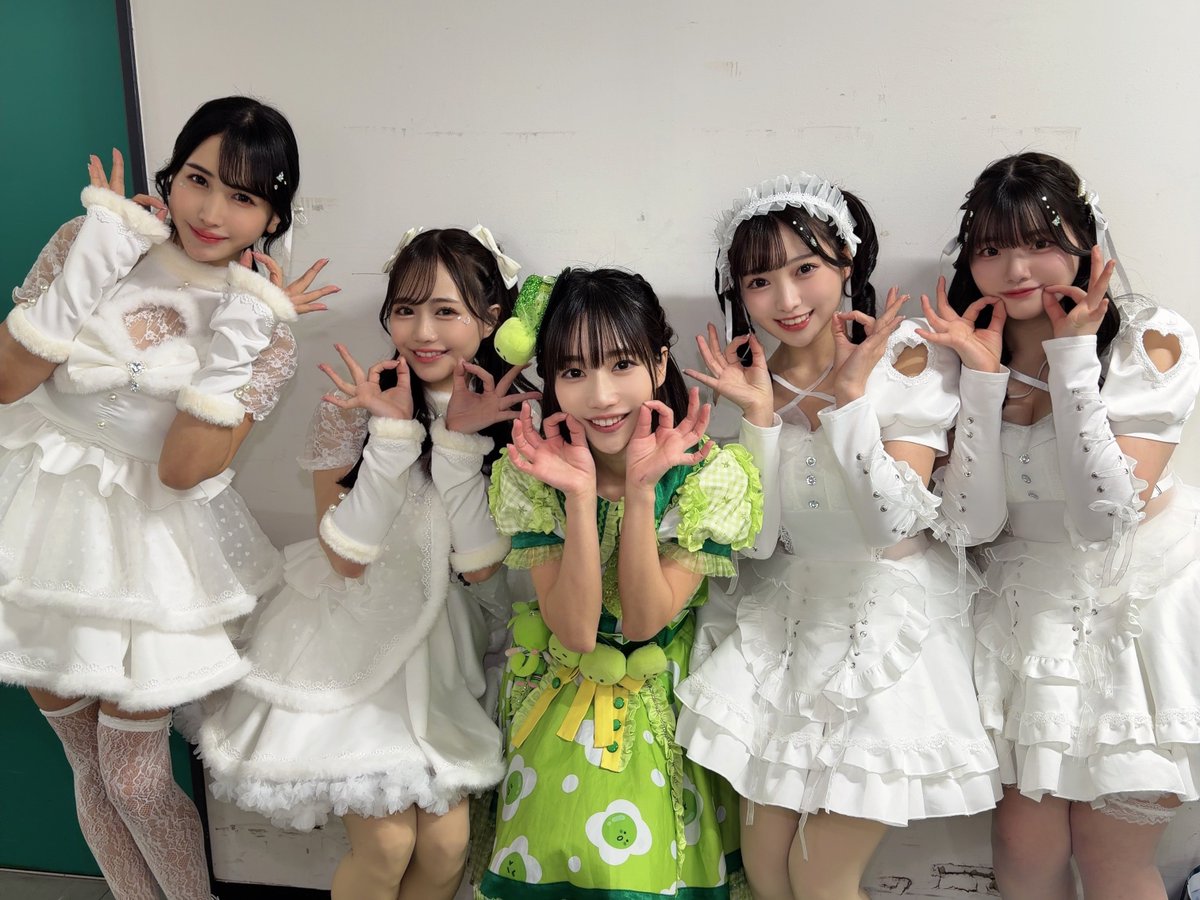 mille neige tweet media