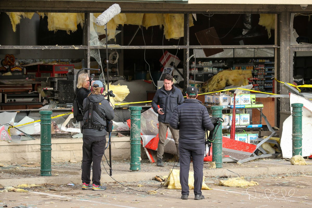 Infiniteredtape tweet media