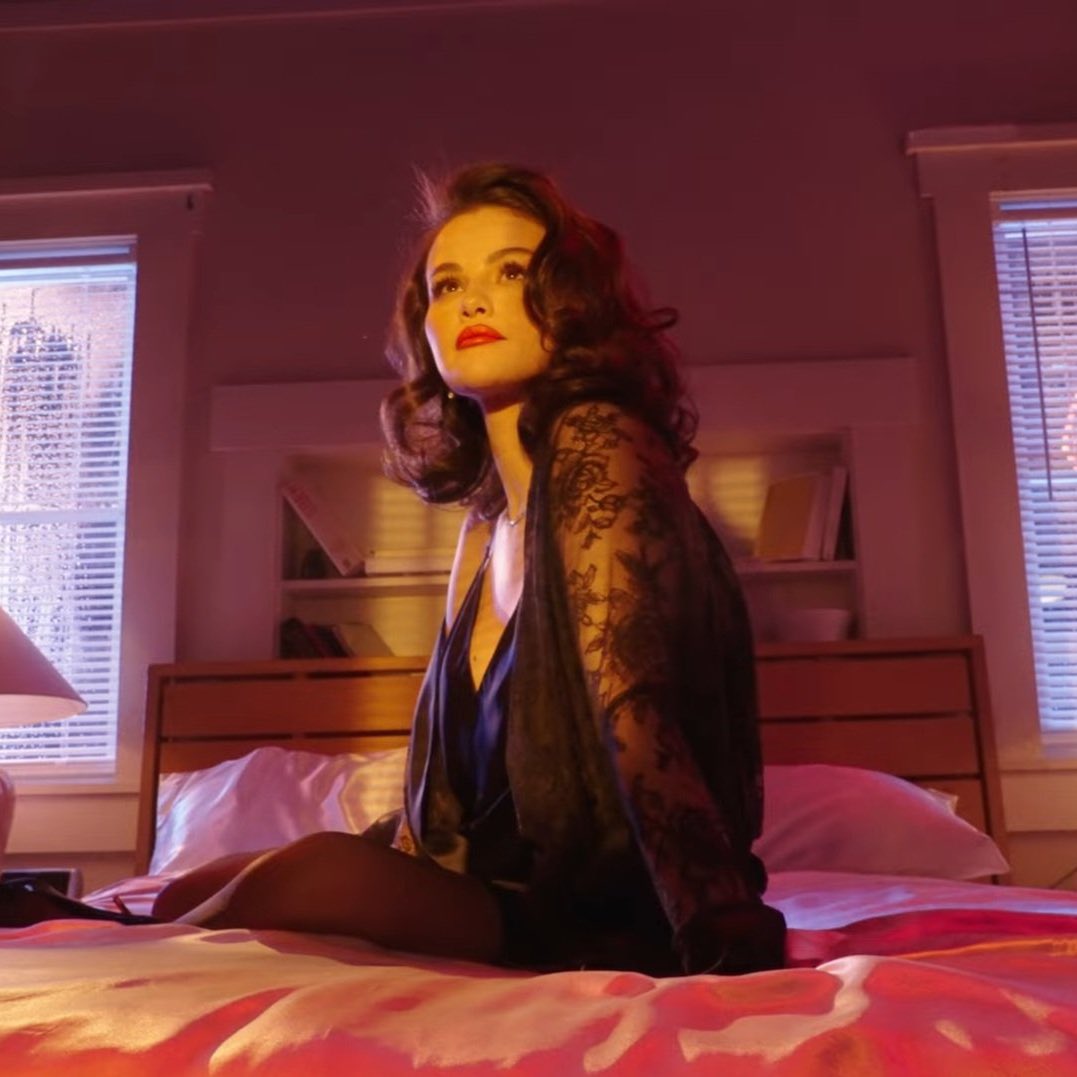 Selena Gomez Charts tweet media