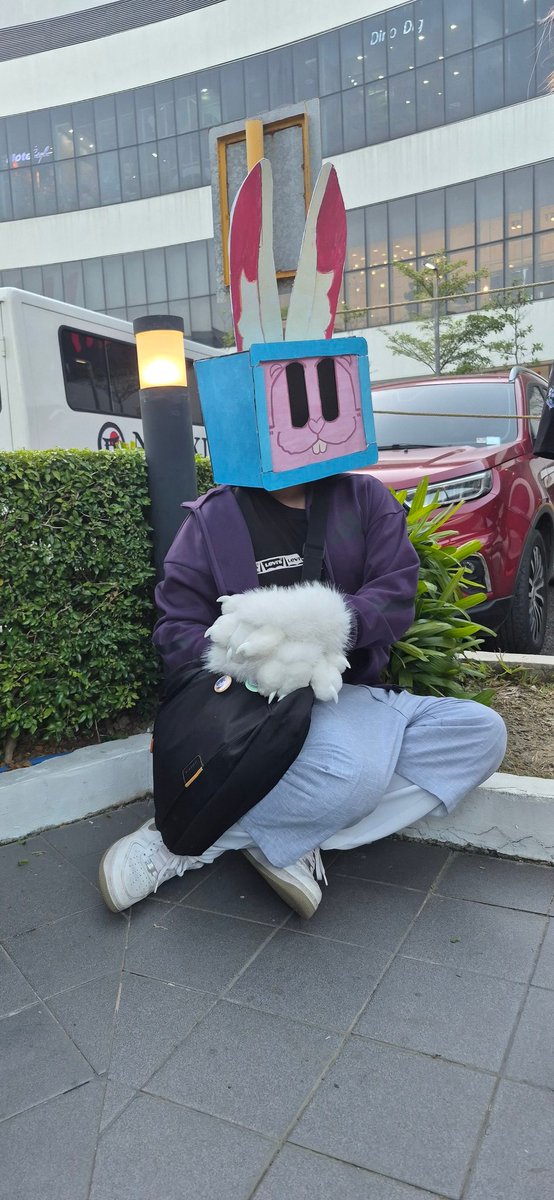 My dumbass did not send it earlier but hi!! #RegretevatorMelanie