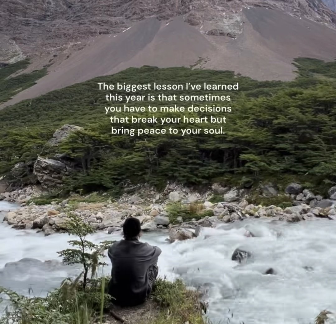 The woman (@tarmeim) on Twitter photo 