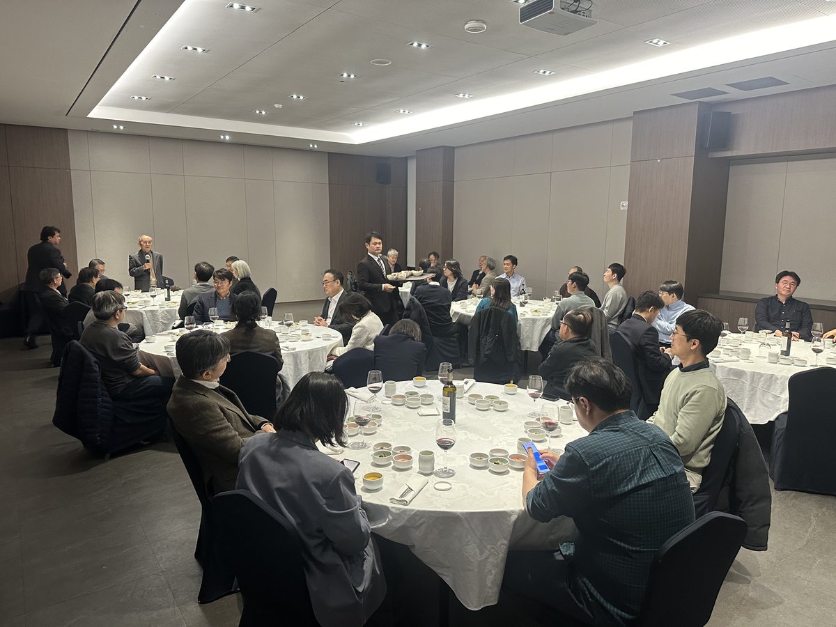 Chemistry Department at Seoul National University tweet media