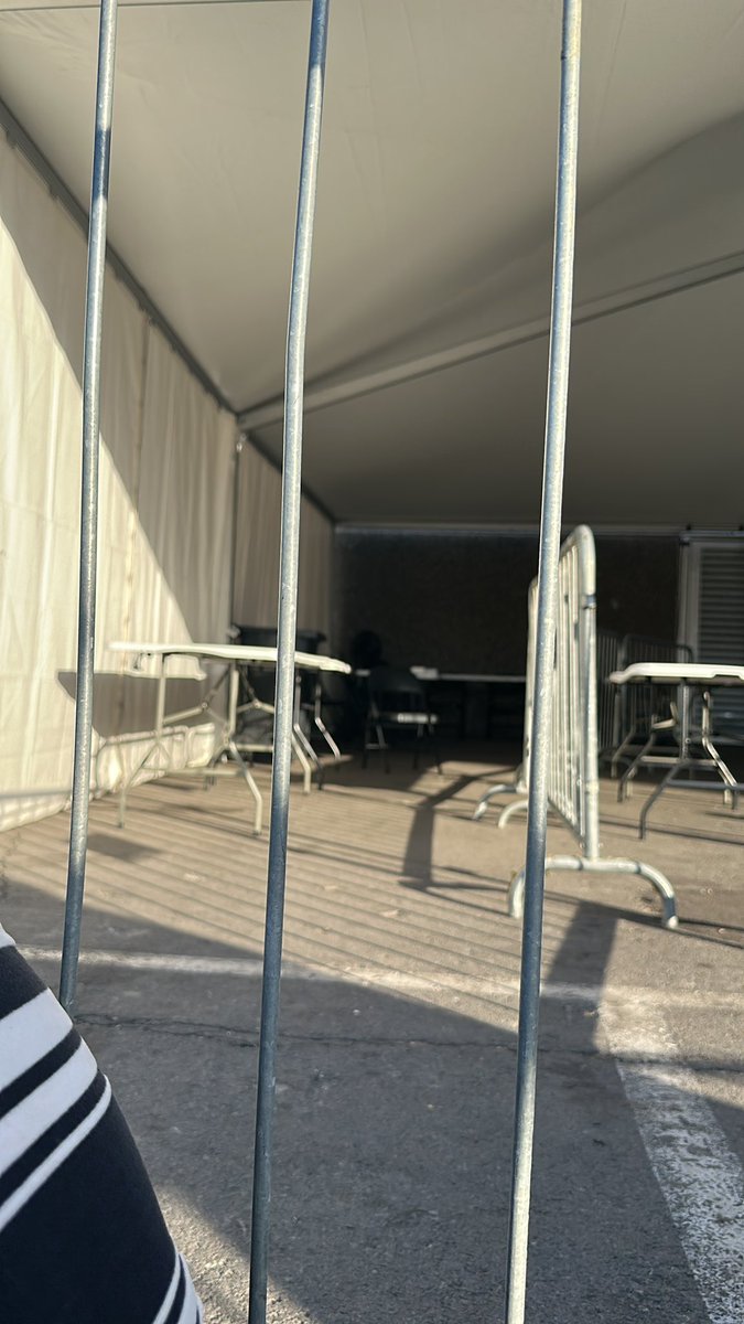 Victoria tweet media