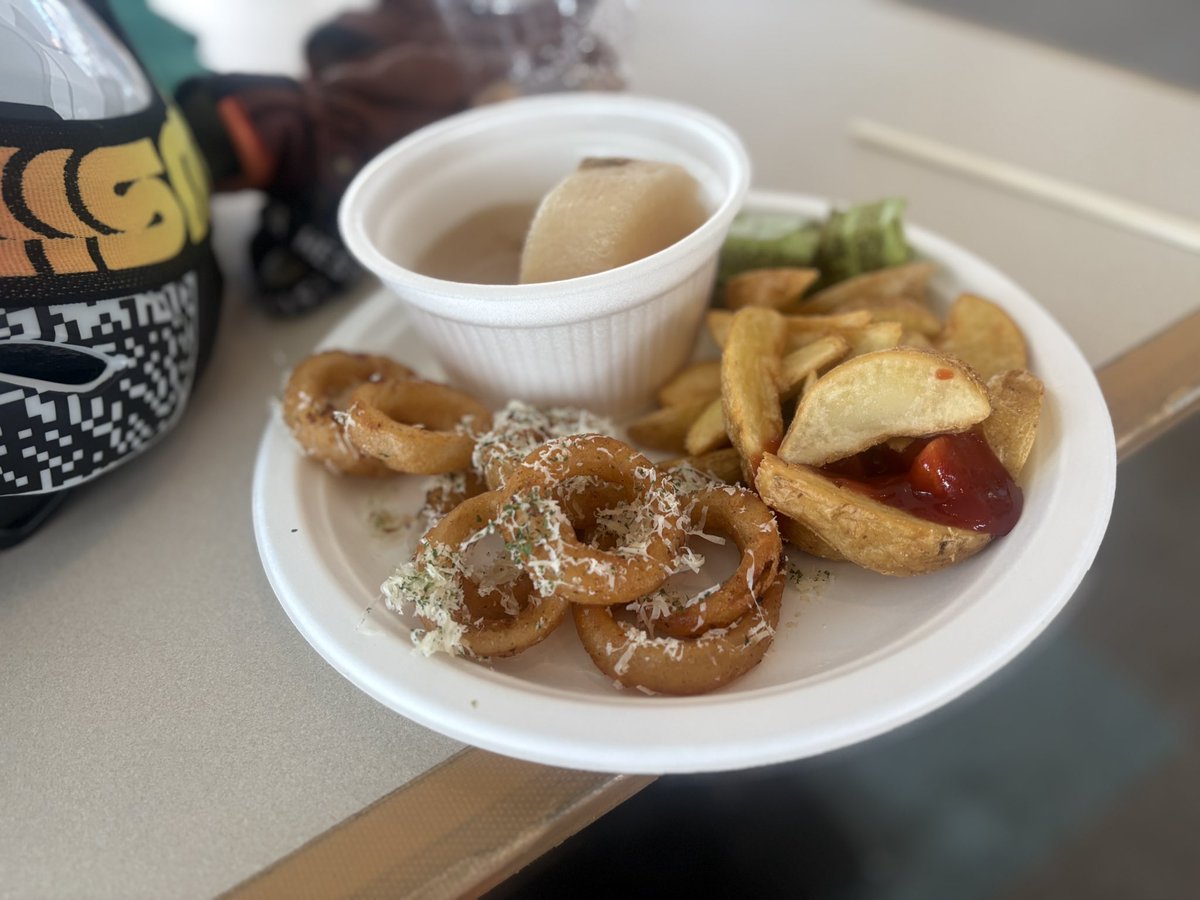 イベント参加したらめっちゃ美味いご飯達と飲み物が全部無料で最高でしたわ！
来年もやってくれぇ！星野リゾート！