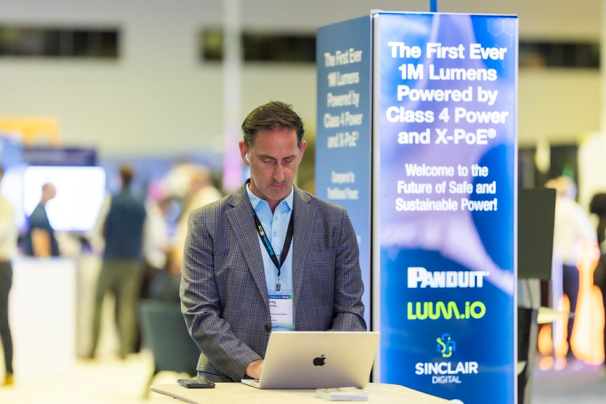 Realcomm Events tweet media