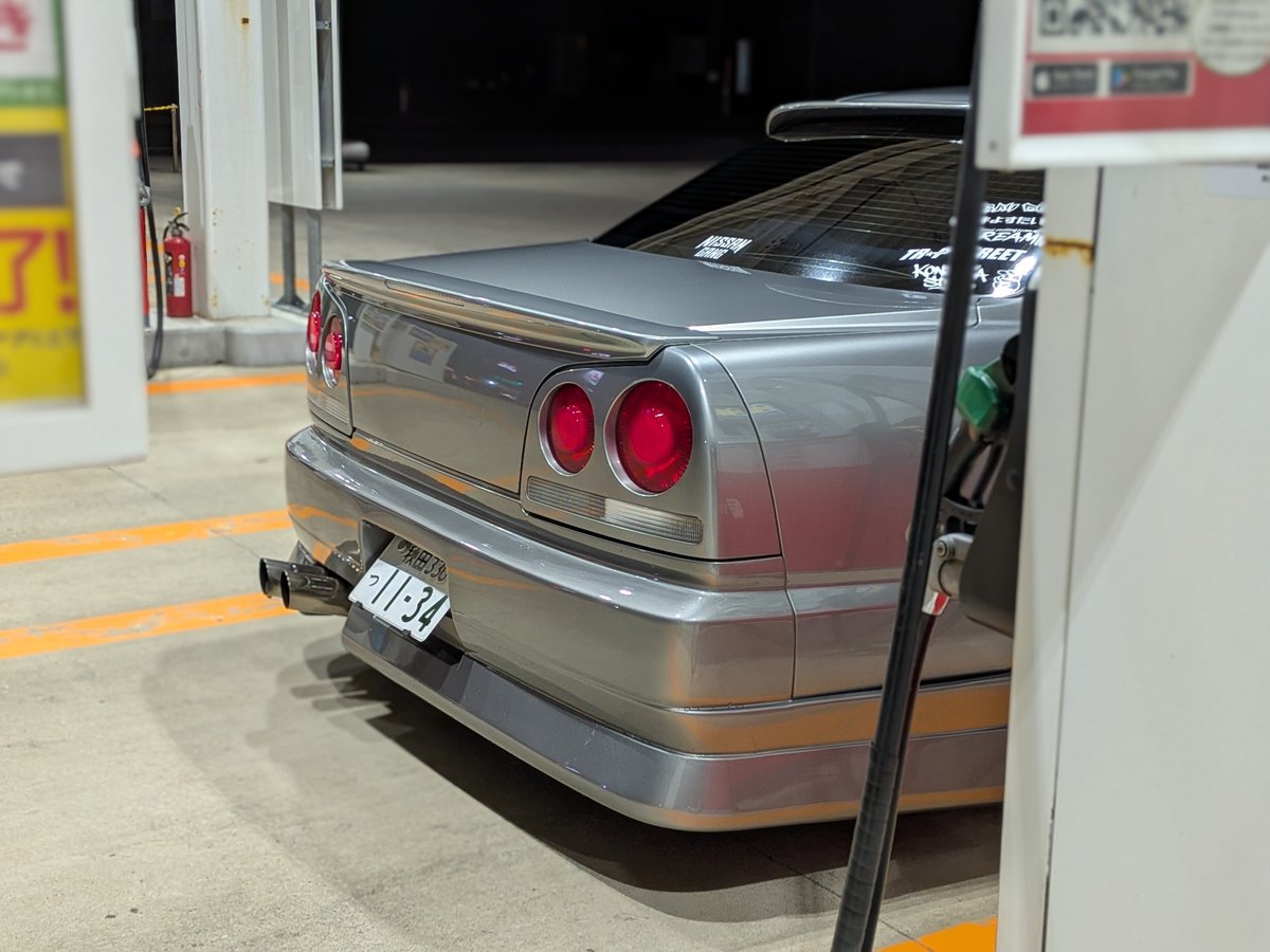 けーけー tweet media