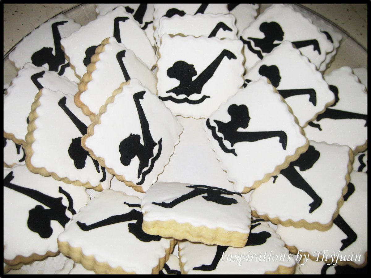 Swim Cookies 

#swim    
#swimcookies    
#sportscookies     
#dessert 
#desserttable 
#SweetTreats
#edibleart 
#ediblegifts  
#cookies     
#decoratedcookies