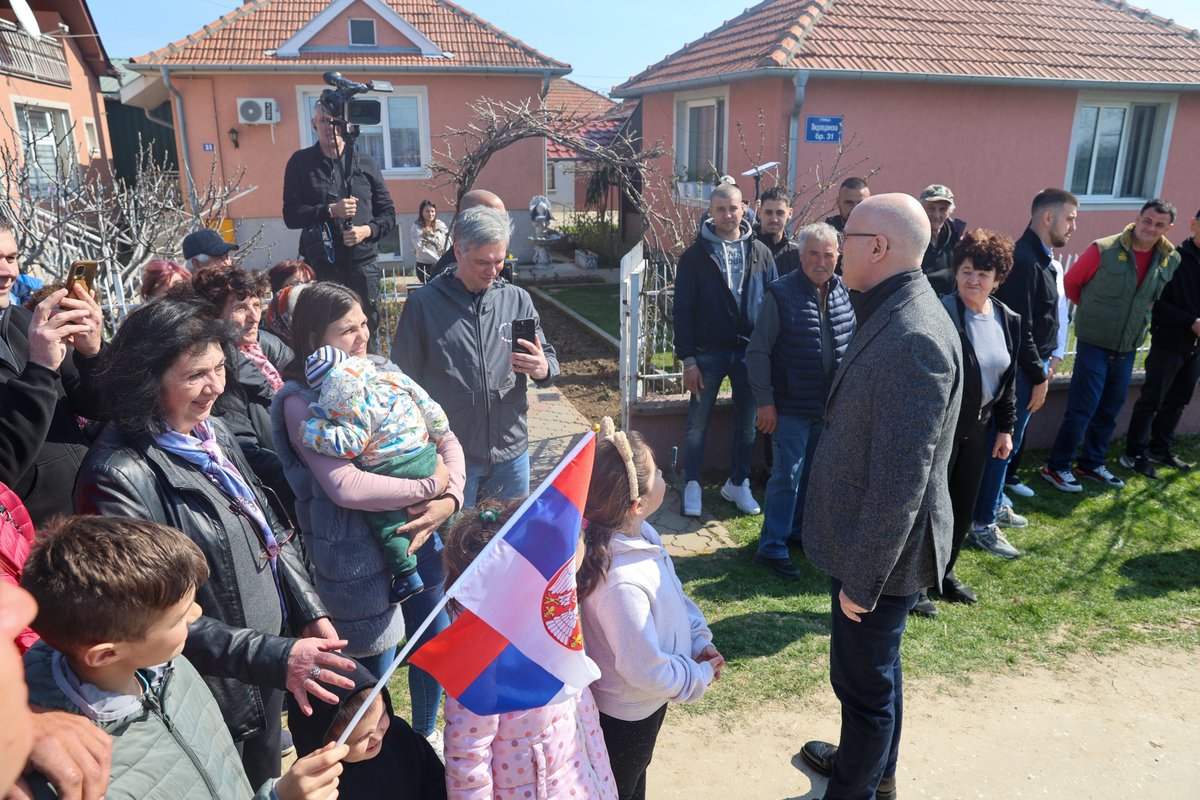 Милош Вучевић tweet media