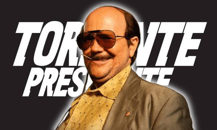 GladiatorAstur's tweet photo. Torrente Presidente: revienta la taquilla en su primer día: recauda 2,4 millones en un día, suma 300.000 espectadores y mejor estreno del cine español en 15 años.

Almodóvar, Charo socialista deluxe, estrena en una semana, el 20 de marzo, “Amarga Navidad”. 

Que putada Pedrito. https://t.co/vGxJyhJhOX