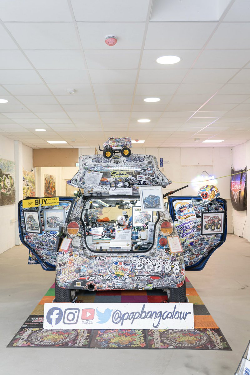 Popbangcolour's tweet image. BIG thanks to @ConnorJHeath for popping by @FargoVillage to see the pop-up POPBANGCOLOUR exhibition 

It’s open today until 4pm today, featuring 11 original #Paintwithcars artworks &amp;amp; the #ContinuousCar mobile studio too 

#Popbangcolour #Fargovillage