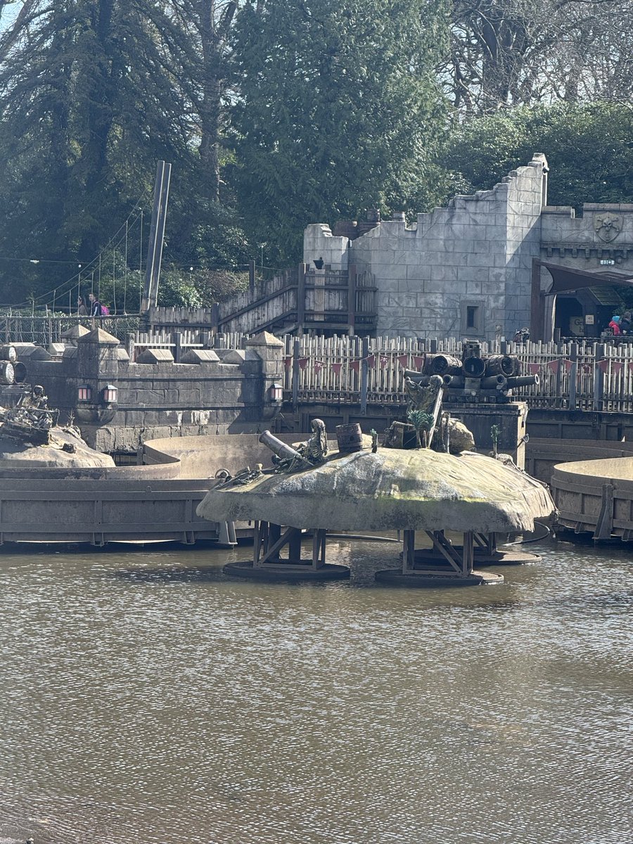 Talking Towers tweet media