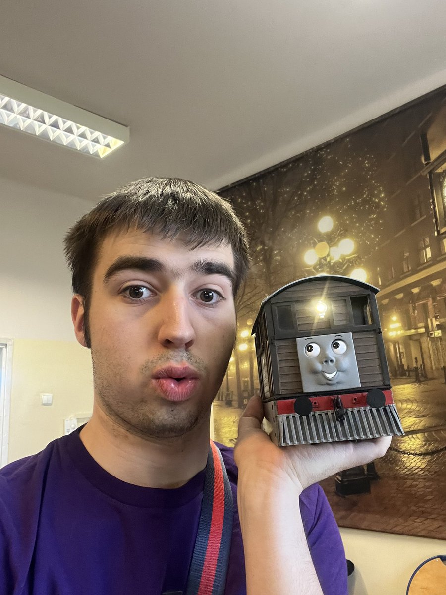 KacperB12 tweet media