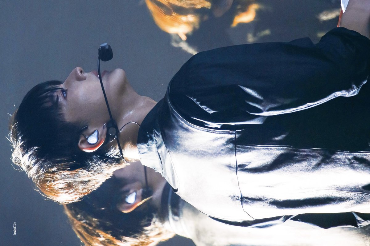 ᴇᴄʜᴏ tweet media