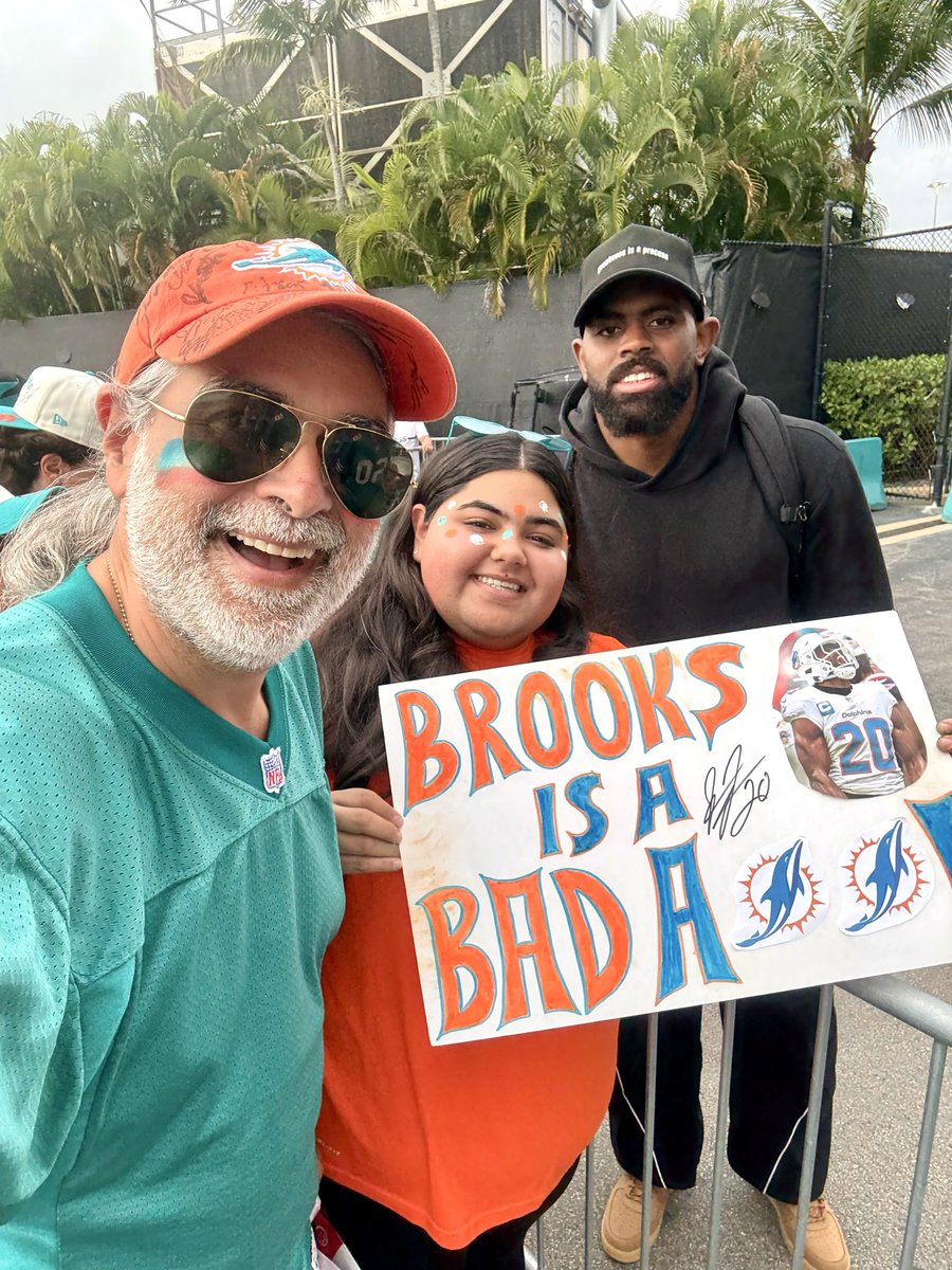 Aaron Glassman tweet media