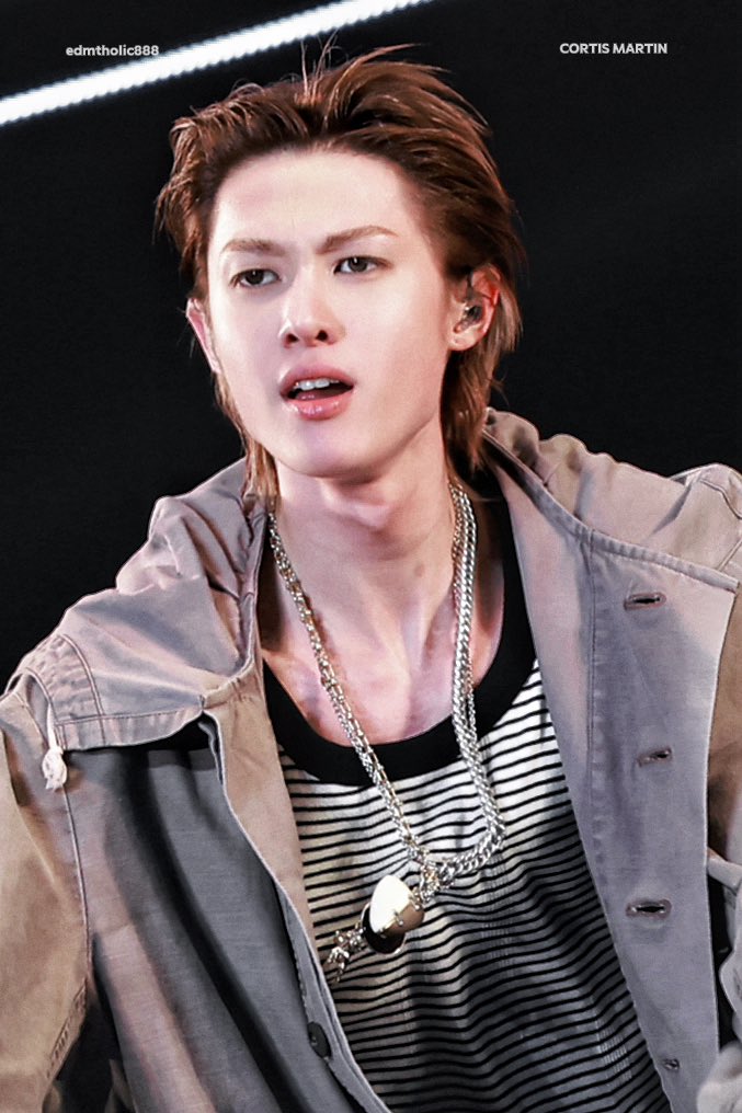 edmtholic888 tweet media