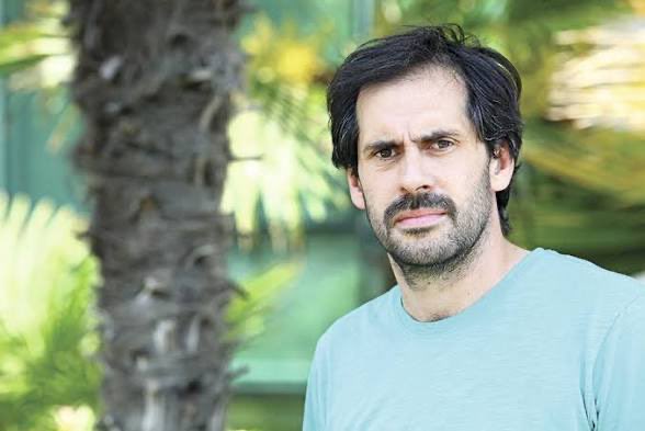 Impresiona la cantidad de gente en Twitter diciendo: “necesitamos un ministro que no tergiverse los datos”.

Pero cuando aparece alguien mostrando contabilidad básica, entran en pánico.

Ministro Quiroz pone los números sobre la mesa… y la reacción es negarlos.

Mientras tanto,