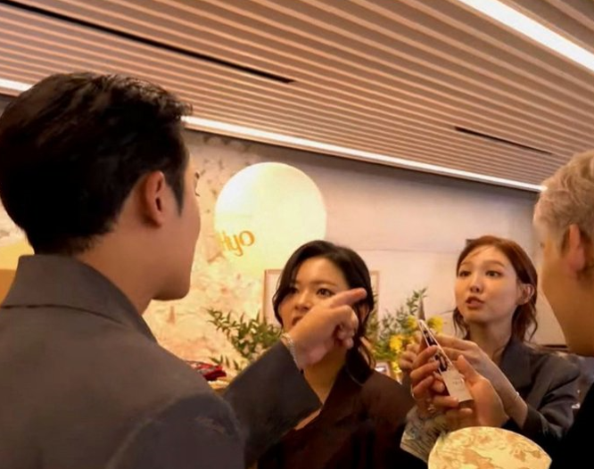 this picture takes me out everytime