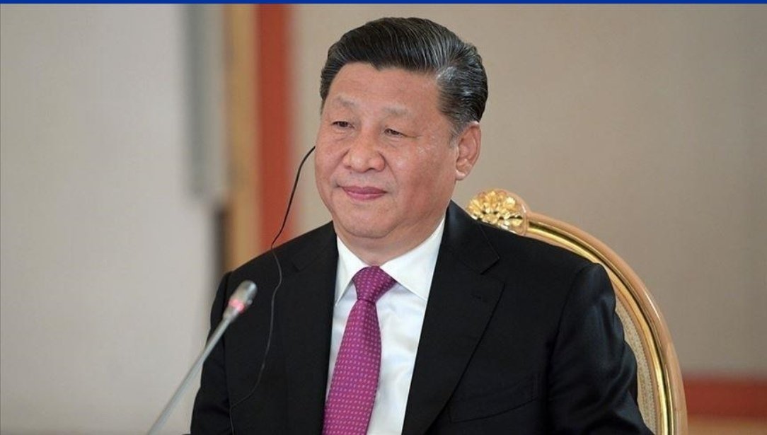 كيف تقضي إيران على الولايات المتحدة عن طريق الصين؟

إمبارح صرح مسؤول إيراني لقناة CNN الأمريكية أن إيران ستسمح بمرور ناقلات النفط عبر #مضيق_هرمز شرط أن تدفع ثمنه باليوان الصيني.

الموضوع مش سهل 

فكر فيه زعماء عرب قبل ذلك مثل صدام حسين والقذافي وعندها كانت نهايتهم. 

تعال أقول لك