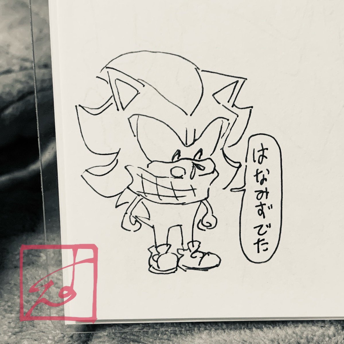 最近お絵描きする時間なくて悲しい!🥹
ので、アナログで落書き🥹💕

⚫️「鼻水でた🤧」 