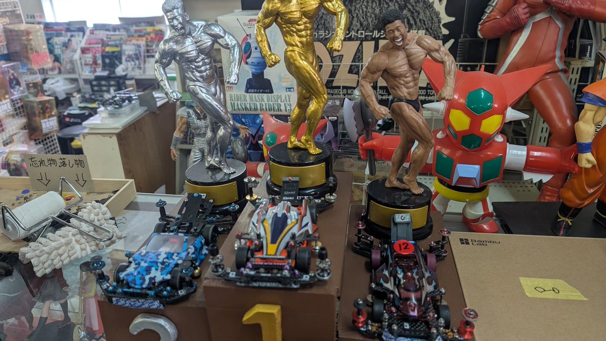 よしお tweet media