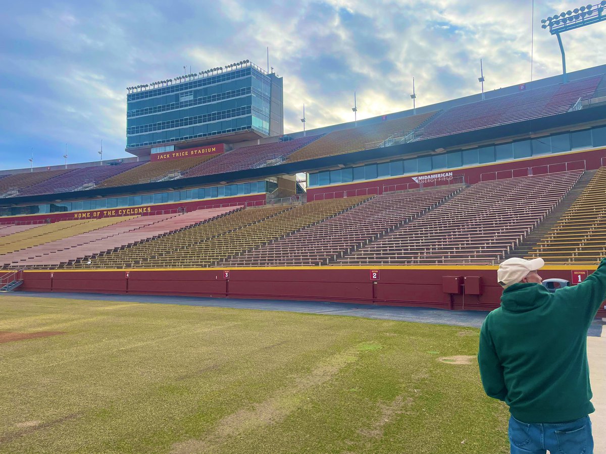 Coach Tackmann tweet media