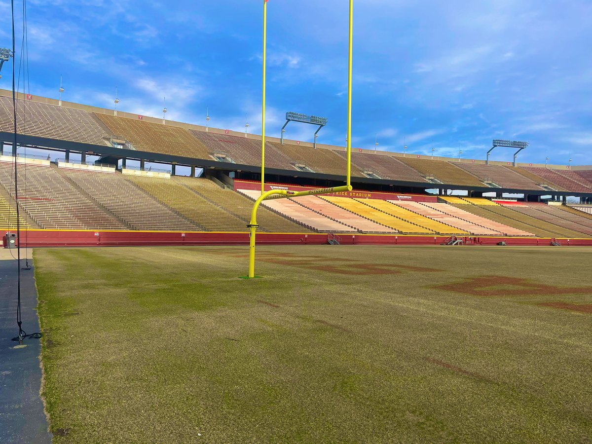 Coach Tackmann tweet media