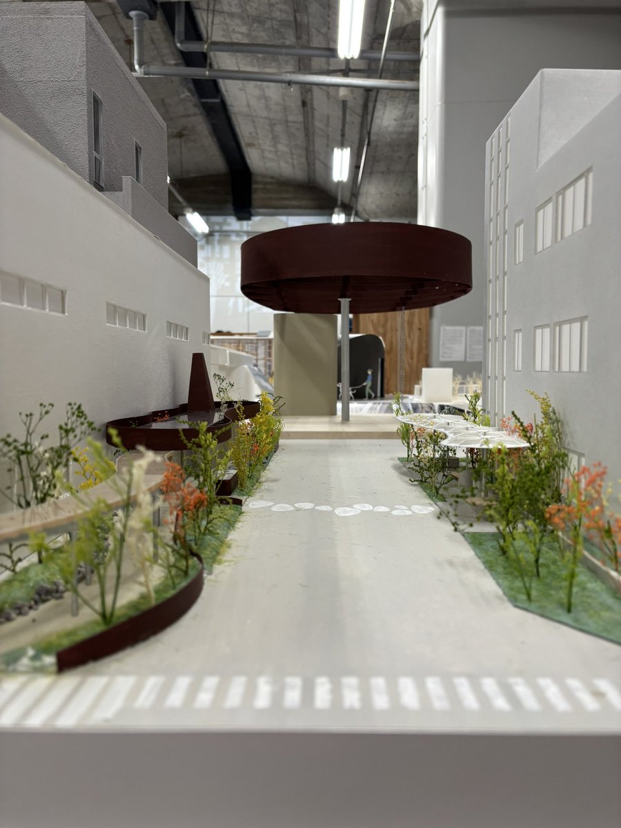 mpl_architect's tweet photo. 📍杉並建築展2026
このパース可愛いな〜とか、こんな活動やってるのか〜と、純粋に知らなかった建築家やプロジェクトを知るきっかけになって良かった！(建築以外の人はどのくらい立ち寄っているのだろう😶💭)
少しお手伝いしたドローイングも展示されているのでぜひ…！(写真1枚目) https://t.co/vX8fKsEAhf