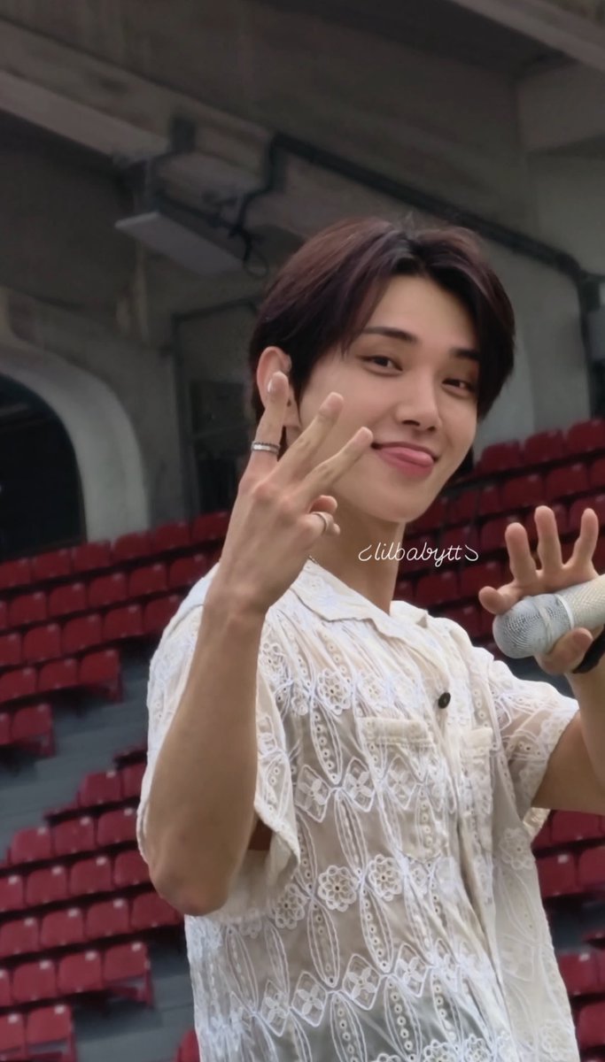 ly ✿ 👼🏻🍯 tweet media