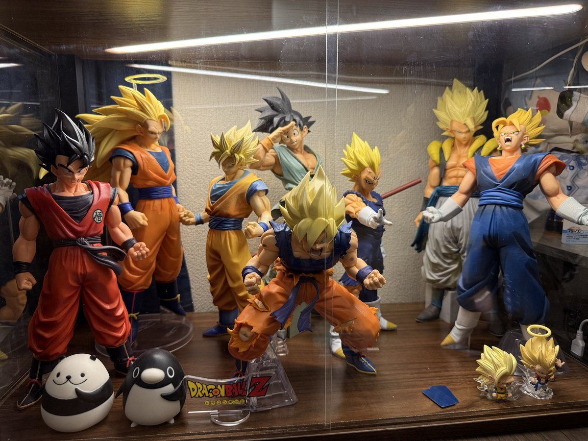 NNchocola's tweet photo. 去年の秋頃からドラゴンボールメインで色々集まるのにハマってしまった✨
 #ドラゴンボール 
 #ドラゴンボール一番くじ
 #ドラゴンボールフィギュア https://t.co/T1QUIkkERZ