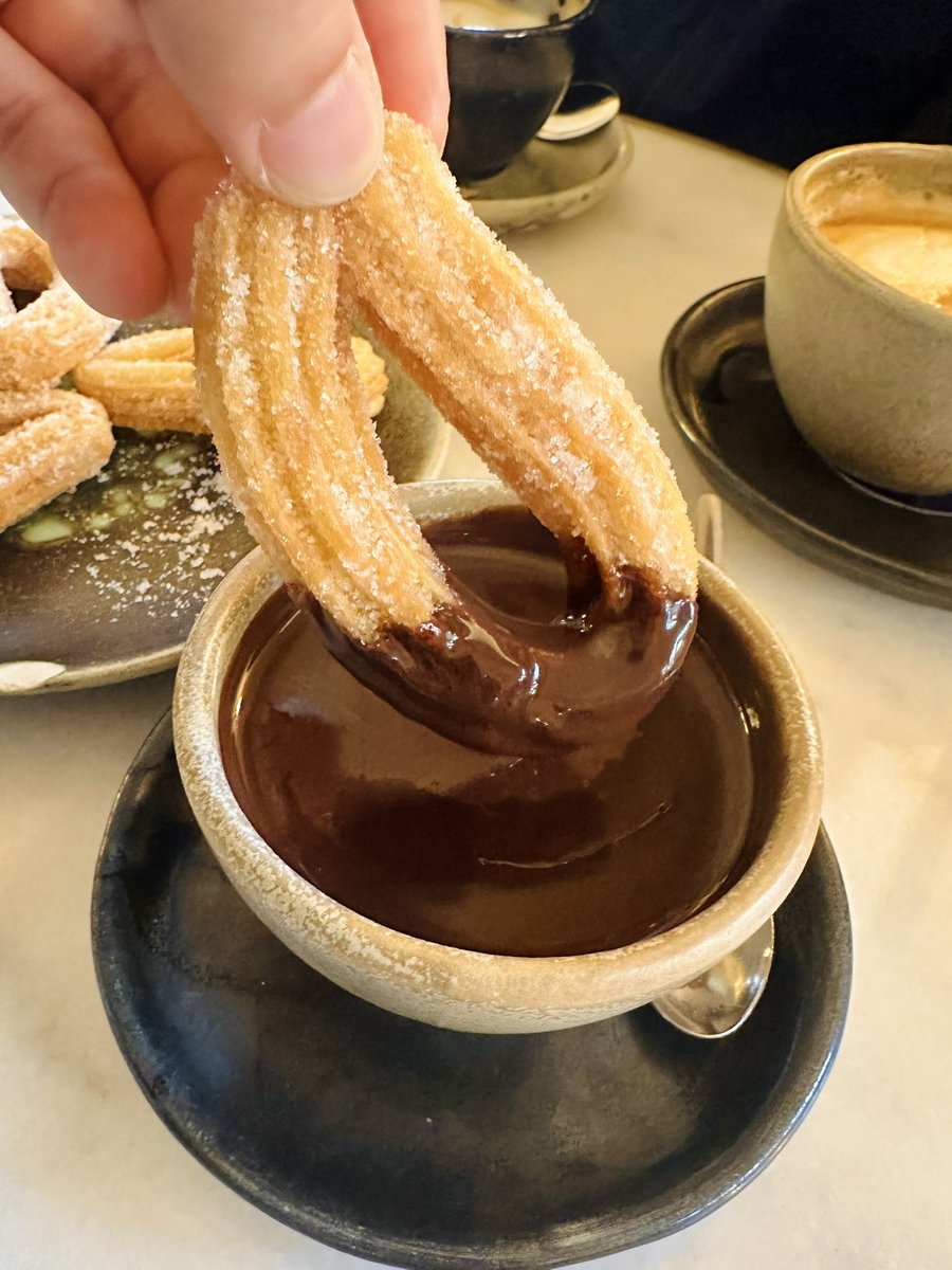 そめやももこ/もちょ tweet media