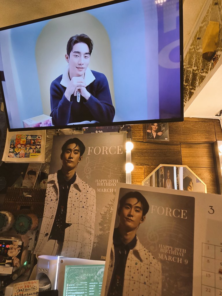 まるまる。 tweet media