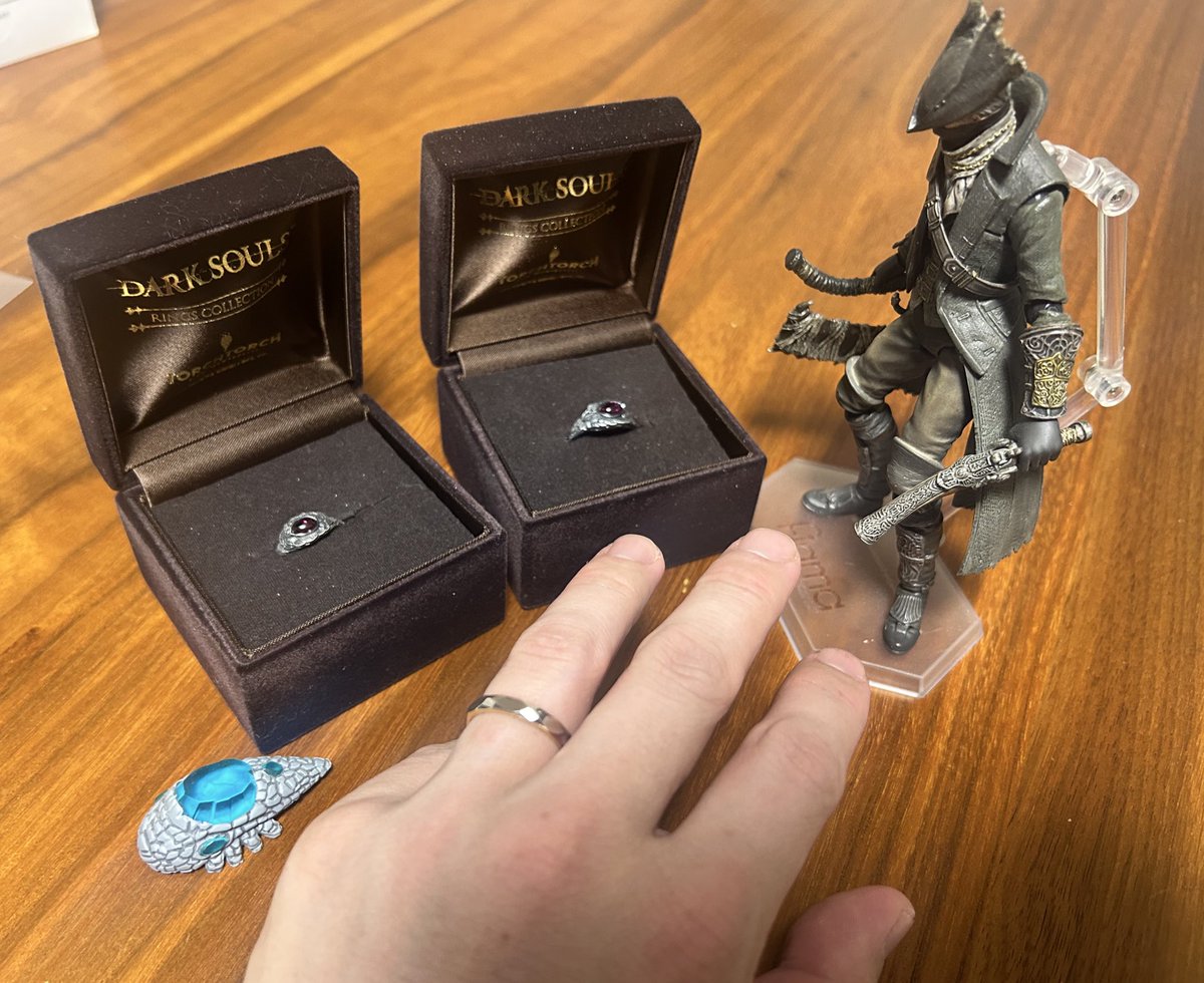 ささき tweet media