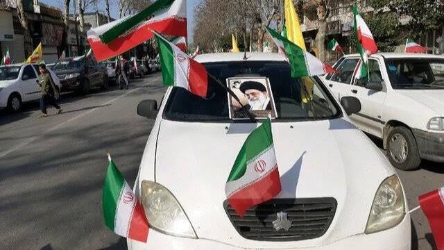 آذربایجان اویاخدی انقلابا دایاخدی
#جانم_ایران
#تا_پای_جان_برای_ایران