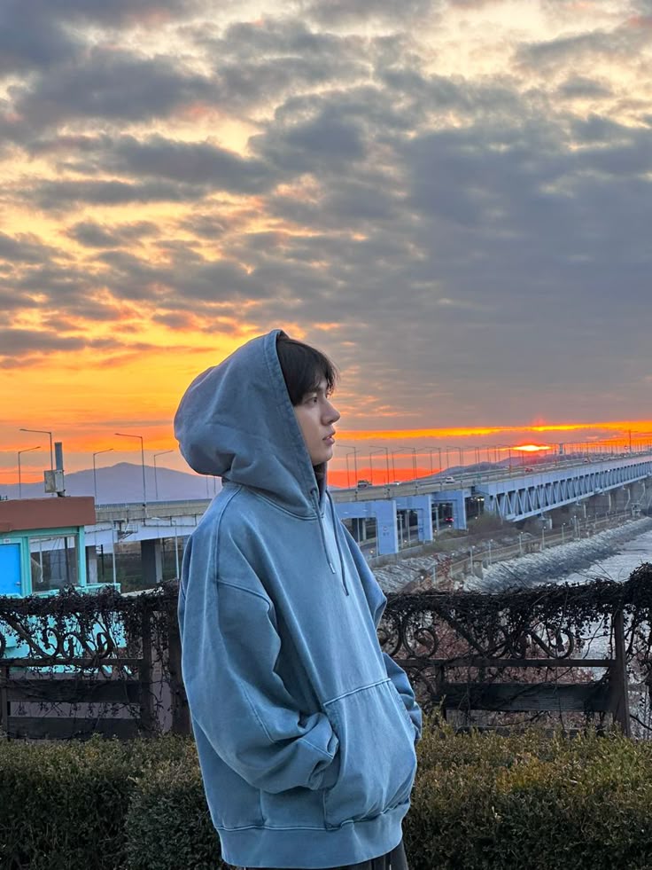 axevelline || mt after dm tweet media