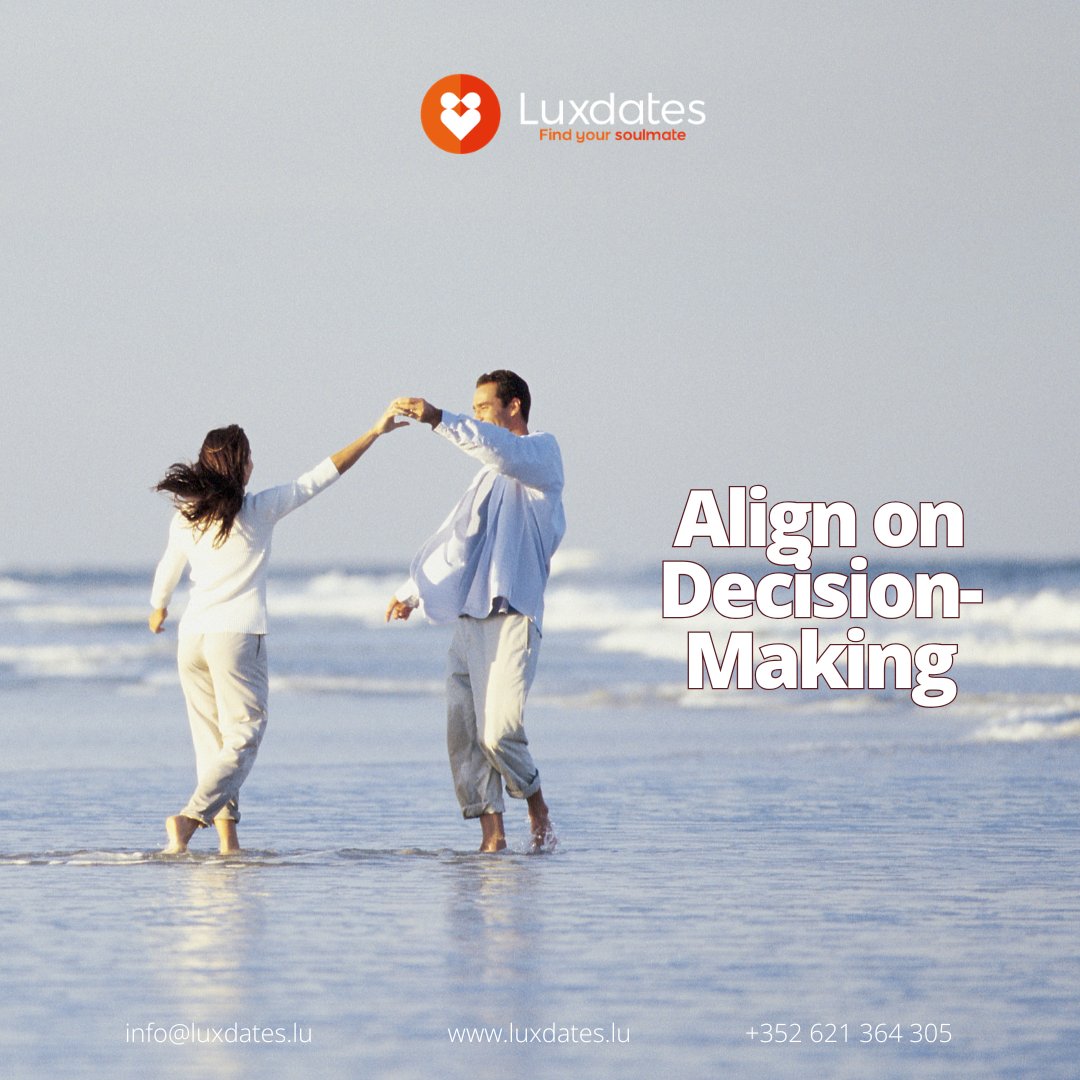 Luxdates's tweet image. Shared decision-making fosters equality and respect. Depth develops when partners discuss important choices and find mutually beneficial solutions. Partnership thrives when both voices are heard.

#YearOfDepth #ConsciousPartnership #HealthyCouples #LuxDates